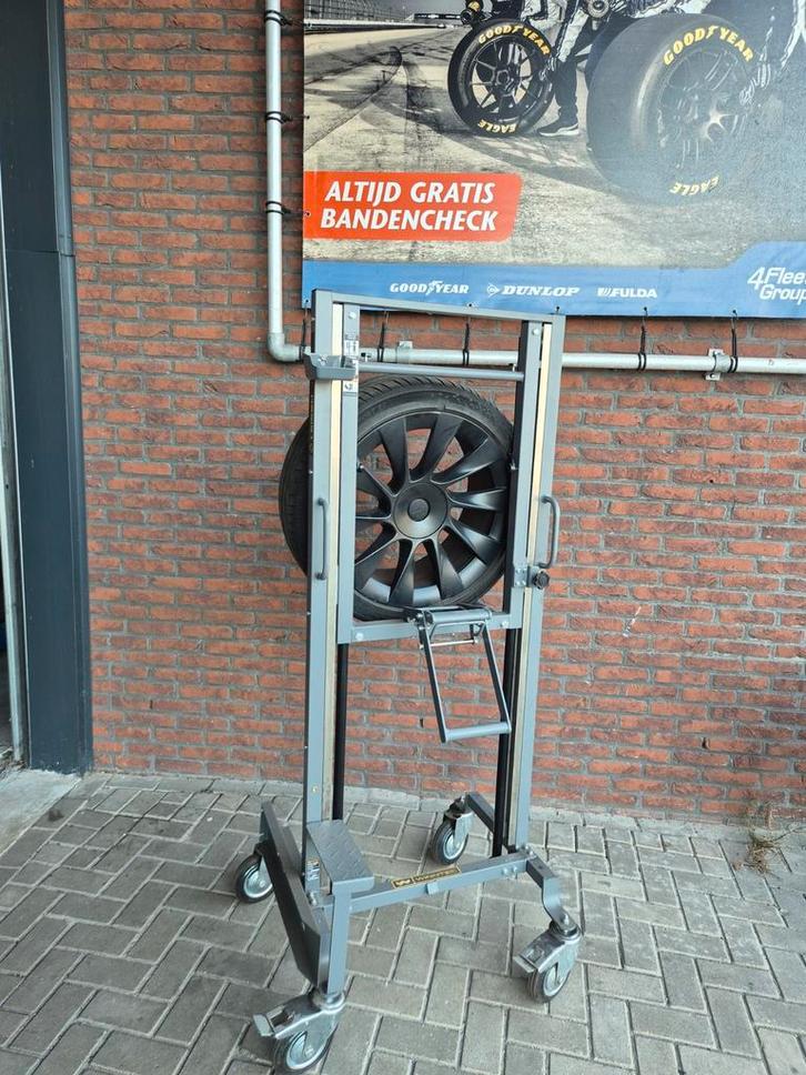 Wiellift / Wielheffer bandenlift ZGAN, Auto diversen, Autogereedschap, Ophalen