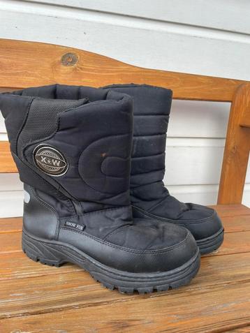 Snow Fun snowboots maat 42 - winterlaarzen gevoerd beschikbaar voor biedingen