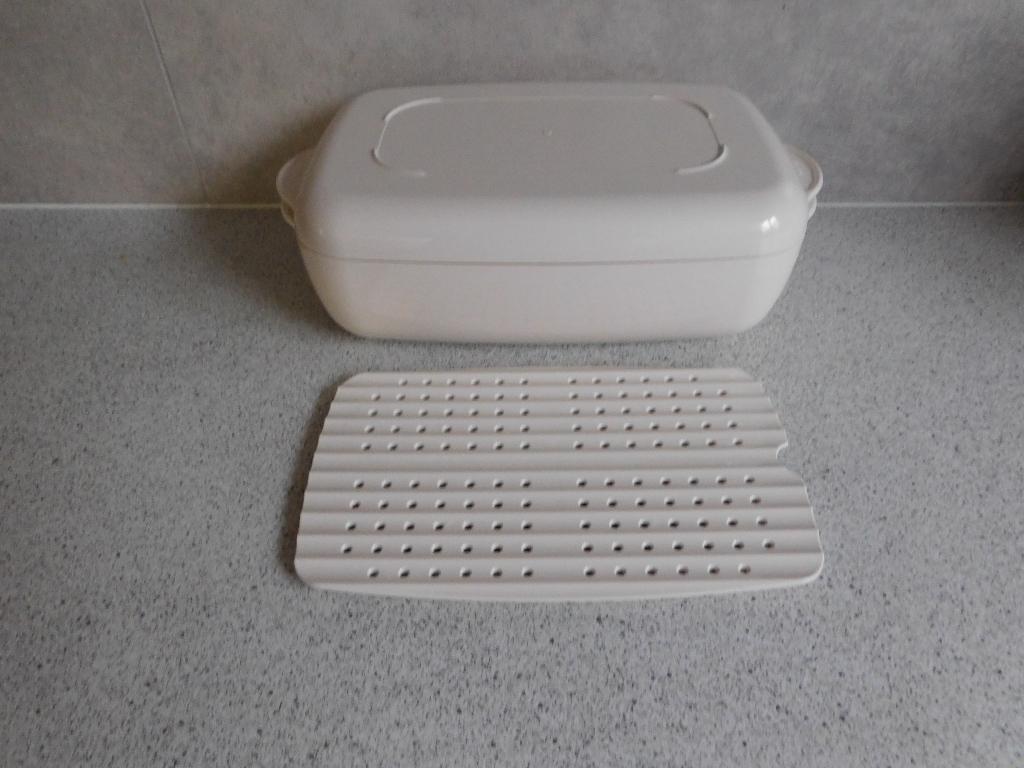 Tupperwave 200 Micro Plus 1,7 Ltr. 3 delig Crème Tupperware, Huis en Inrichting, Keuken | Tupperware, Ophalen of Verzenden, Zo goed als nieuw