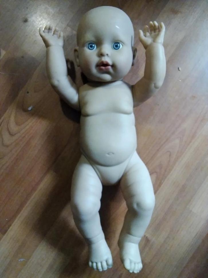 Babypop,  zonder kleertjes, Kinderen en Baby's, Speelgoed | Poppen, Gebruikt, Babypop, Ophalen of Verzenden