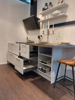 Showroom keuken wit kader met apparatuur meeneem prijs, Nieuw, Wit, Ophalen, Composiet