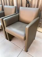 Gratis af te halen: 6 stoelen op wieltjes, Huis en Inrichting, Stoelen, Ophalen, Gebruikt, Overige kleuren, Leer