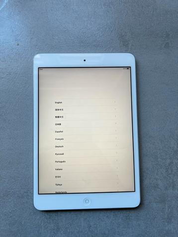 iPad Mini 2 - Zilver/wit - Gebruikt - A1489 beschikbaar voor biedingen