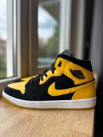 Nike Air Jordan 1 Mid - nieuw/origineel - maat 44&44,5, Overige kleuren, Nike, Nieuw, Ophalen of Verzenden