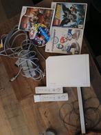 Wii met 4 spellen en aansluiting, Spelcomputers en Games, Spelcomputers | Nintendo Wii, Ophalen, Gebruikt, Met 2 controllers