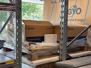 Hoymiles Mirco Omvormers 4 zonnepanelen HMS1600-4T  25 stuks beschikbaar voor biedingen