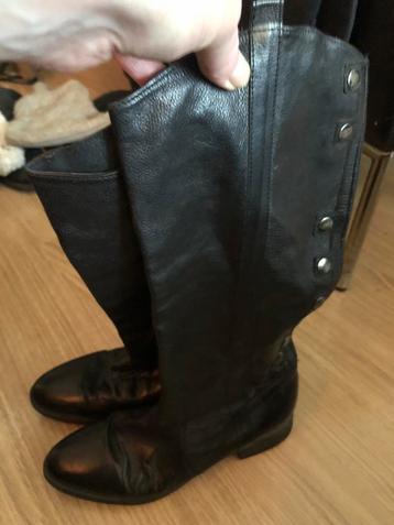 Dames laarzen maat 40 beschikbaar voor biedingen