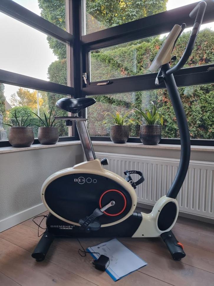 Hometrainer Bremshey. Revalidatie. Max.135 kg. Lage instap., Sport en Fitness, Fitnessapparatuur, Zo goed als nieuw, Hometrainer
