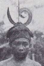 Oude “Sanggori” brons mannelijke hoofdsieraad Indonesie Trib, Ophalen of Verzenden