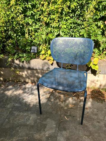 Duvskär stoel voor binnen / buiten beschikbaar voor biedingen