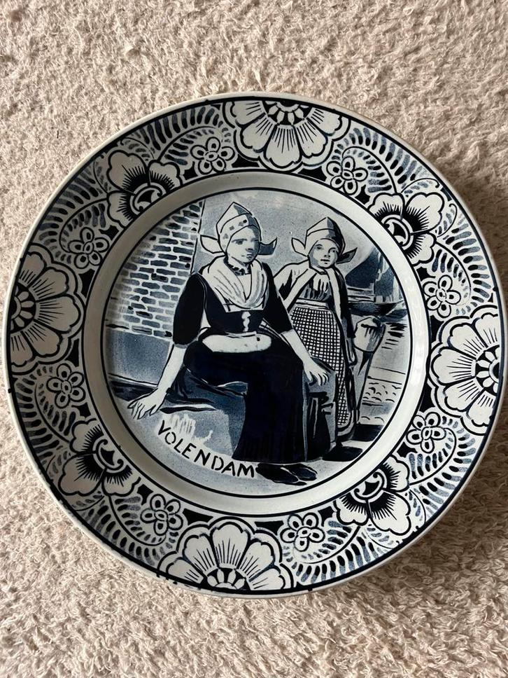 Volendam Delfs Blauw Wandbord, Antiek en Kunst, Antiek | Wandborden en Tegels, Ophalen of Verzenden