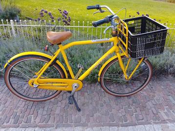 Gazelle yellow cab beschikbaar voor biedingen