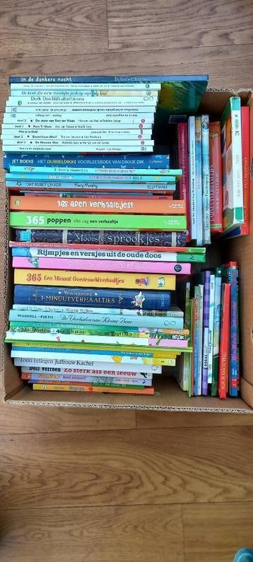 Kinder(lees)boeken (volle bananendoos) beschikbaar voor biedingen