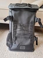 RAINS waterdichte rugtas 26 lt, Ophalen of Verzenden, Gebruikt, Zwart, 30 cm of meer