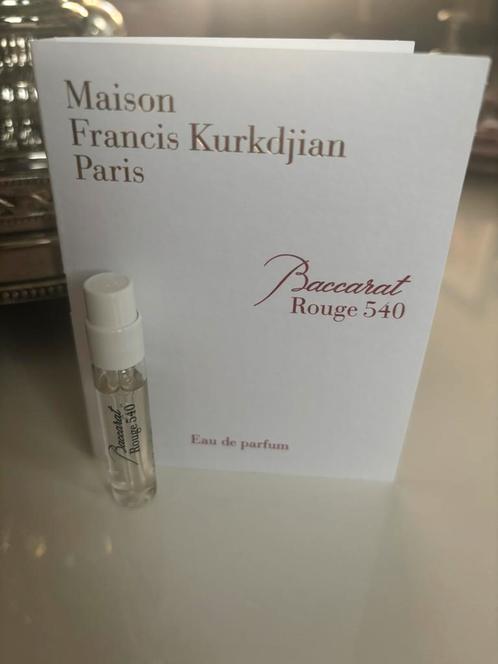 Baccarat Rouge 540 Maison Francis Kurkdjian, 2 ml, nieuw, Sieraden, Tassen en Uiterlijk, Uiterlijk | Parfum, Nieuw, Ophalen of Verzenden