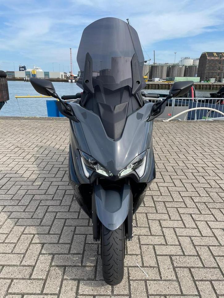 Yamaha motor tmax 560 tech max abs nardo grijs akrapovic, Motoren, Motoren | Yamaha, Particulier, Scooter, Ophalen of Verzenden