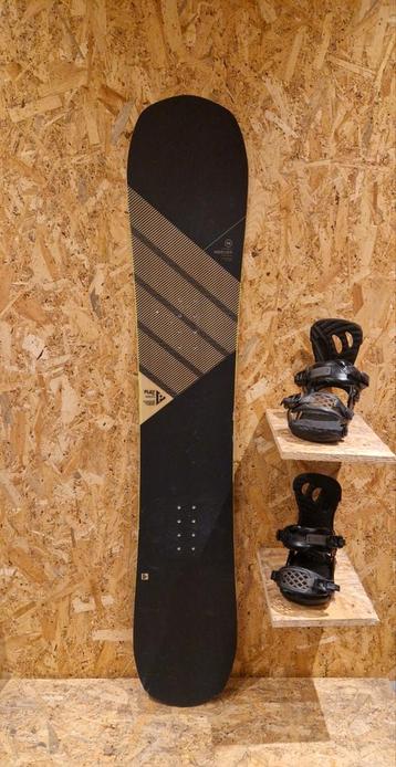 Nidecker Play 159 snowboard + Ride bindingen  beschikbaar voor biedingen
