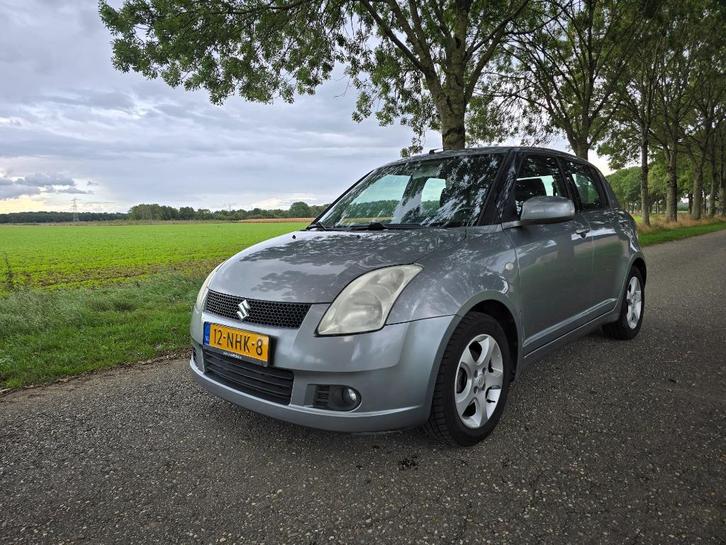 Suzuki Swift 1.3, Auto's, Suzuki, Particulier, Swift, ABS, Airbags, Airconditioning, Boordcomputer, Centrale vergrendeling, Elektrische buitenspiegels
