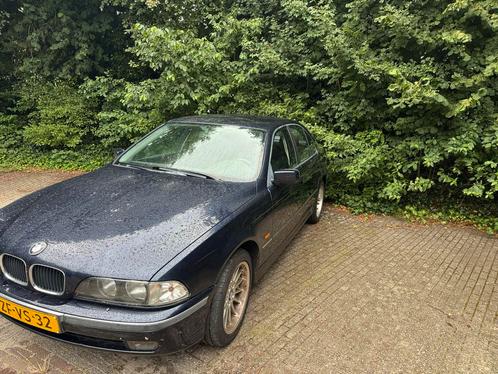 BMW 5-Serie e39 2.5 523 1999Executive I motorschade, Auto's, BMW, Bedrijf, 5-Serie, Benzine, Sedan, Handgeschakeld, Origineel Nederlands