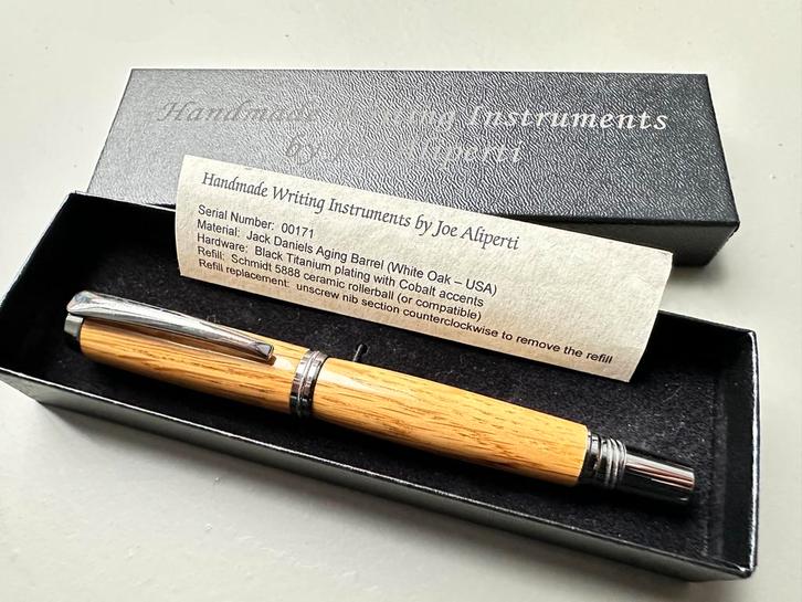 Handgemaakte Rollerball Pen - Jack Daniels Eiken, Verzamelen, Pennenverzamelingen, Nieuw, Balpen, Overige merken, Met doosje, Verzenden