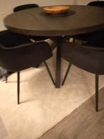 Zo goed als nieuw, Ophalen, Rond, Zo goed als nieuw, Vier personen