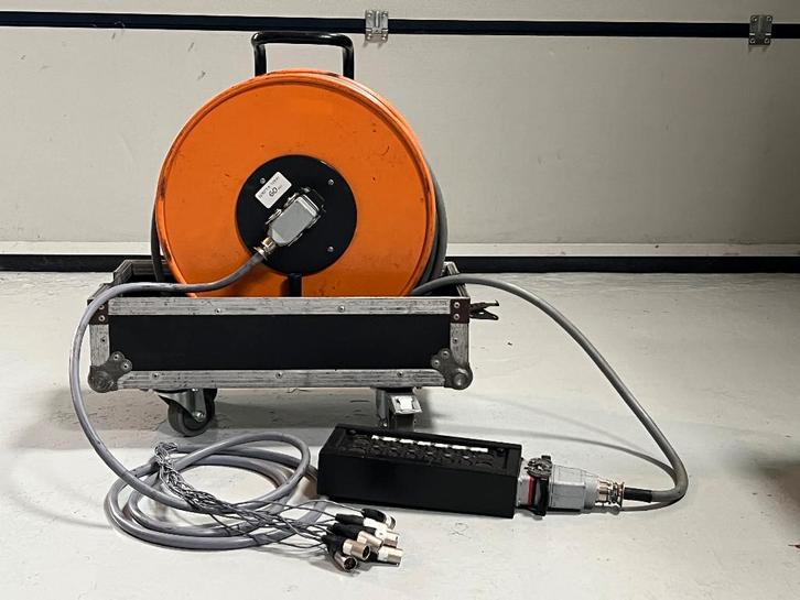 M6 12 parige audiomultikabel, op haspel in case, Harting 42, Muziek en Instrumenten, Kabels en Stekkers, Gebruikt, Apparatuur