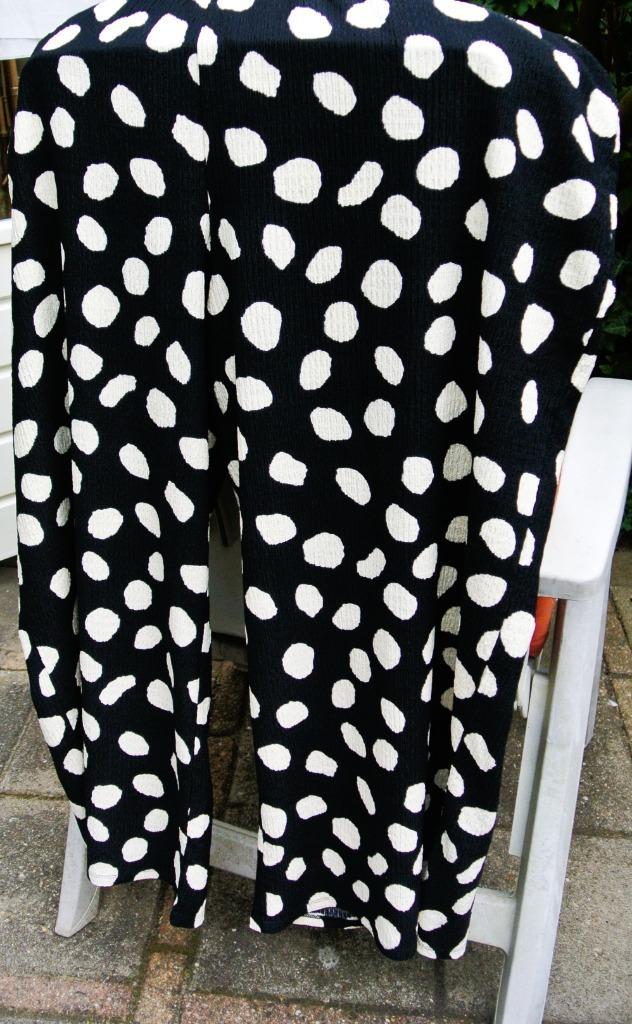 Broek maatje meer black white stippen paint plussize 56/58, Kleding | Dames, Grote Maten, Gedragen, Broek of Spijkerbroek, Zwart