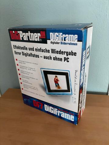 7-inch Digitale foto frame. Compleet. beschikbaar voor biedingen