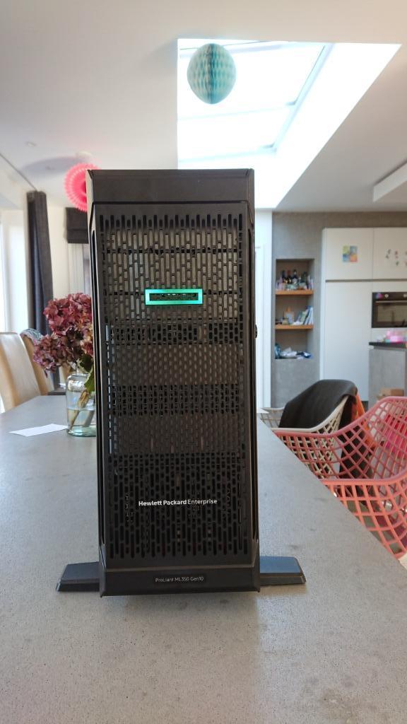 HPe ML350 gen10, 2x Xeon 3106, 64GB RAM, 4x 960GB SSD, Computers en Software, Servers, Zo goed als nieuw, Minder dan 2 Ghz, 64 GB