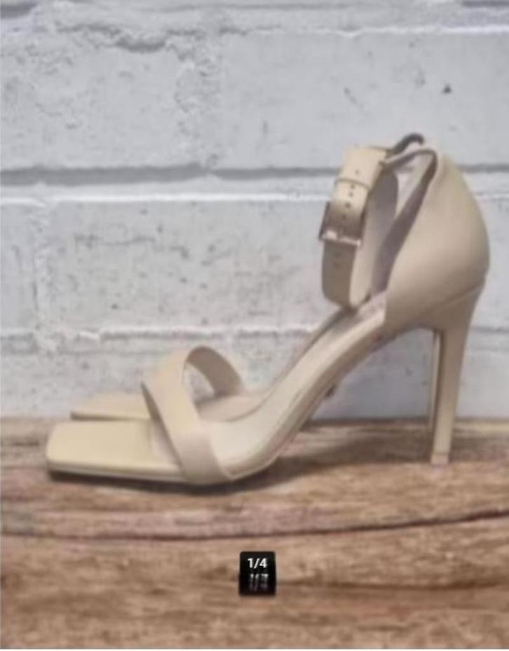 JOSH V - Prachtige leren heels maat 41 - Nieuw €149 - JOSHV, Kleding | Dames, Schoenen, Nieuw, Sandalen of Muiltjes, Beige, Ophalen of Verzenden