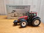 Siku Valtra T 171 15e LCN beursmodel 2008, Hobby en Vrije tijd, Modelauto's | 1:32, Ophalen of Verzenden, Zo goed als nieuw, Tractor of Landbouw