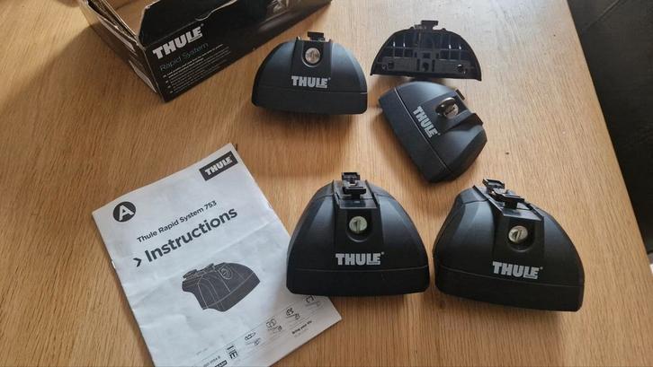 thule 753 voetenset rapid systeem, Auto diversen, Dakdragers, Gebruikt, Ophalen of Verzenden