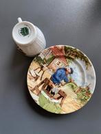 Kleine Kop en Schotel met Decoratie, Gebruikt, Ophalen of Verzenden, Overige stijlen, Kop(pen) en/of Schotel(s)