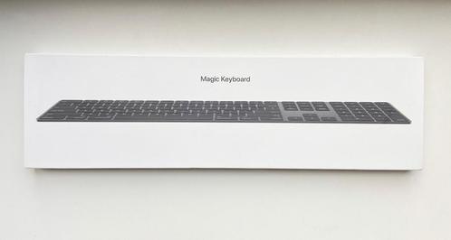Apple Magic Keyboard Numeriek | Space Gray | Azerty | Nieuw, Computers en Software, Toetsenborden, Zo goed als nieuw, Azerty, Draadloos