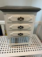 Brocante nachtkasje, Huis en Inrichting, Kasten | Ladekasten, Gebruikt, 1 of 2 laden, Minder dan 100 cm, 25 tot 50 cm