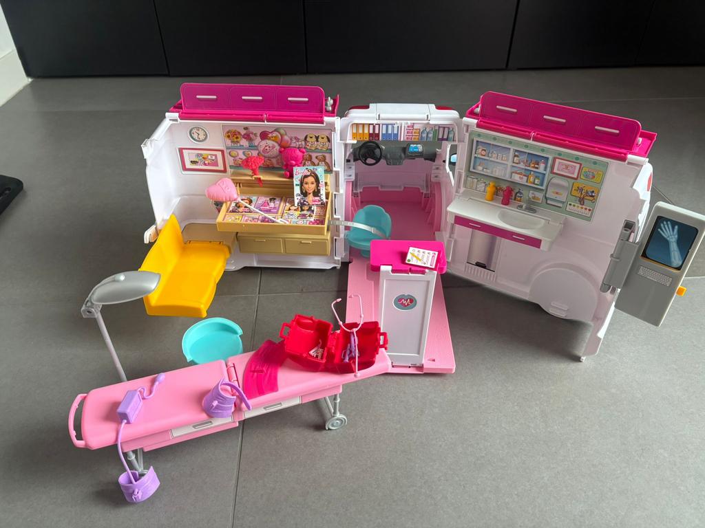 Grote Mattel Barbie Collectie - Nieuwstaat 2025/2026, Ophalen of Verzenden, Zo goed als nieuw, Overige typen
