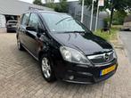 Opel Zafira 2.2 Essentia 7 persoons nette perfect rijdende a, Voorwielaandrijving, Stof, Gebruikt, Zwart