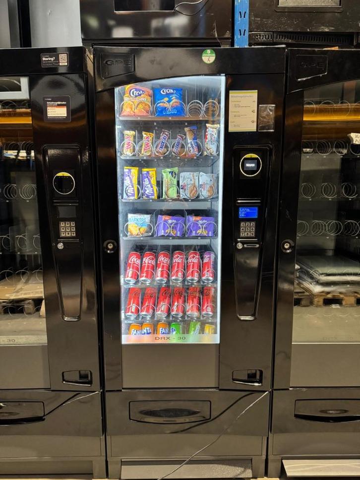 Nette gebruikte GPE DRX-30 vending machine | snoepautomaat, Verzamelen, Elektronische Apparatuur, Overige typen, Ophalen of Verzenden