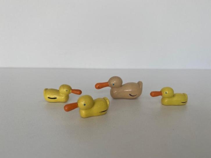 Erzgebirge Miniatuur setje houten eenden Wendt & Kühn, Verzamelen, Beelden en Beeldjes, Zo goed als nieuw, Dier, Verzenden
