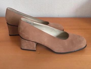 Vintage Donna Grazia Maat 39 beschikbaar voor biedingen