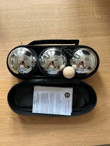 Jeu de boules set 3 ballen beschikbaar voor biedingen