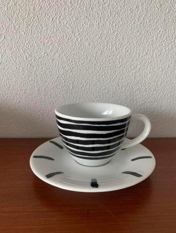 Kahla Germany kop en schotel 80s design, Antiek en Kunst, Antiek | Servies los, Verzenden