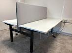 Dubbel electrisch zit / sta bureau, Huis en Inrichting, Bureaus, Ophalen, Elektrisch, Zo goed als nieuw, Bureau