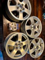 4  nette volvo velgen  , incl slot  wielbouten, Ophalen of Verzenden