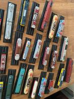 Miniatuur treinen kunststof - 64 stuks, Overige merken, Gebruikt, Locomotief, Gelijkstroom of Wisselstroom