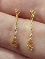 Gouden oorbellen 18 karaat, Ophalen of Verzenden, Zo goed als nieuw, Knopjes of Stekers, Goud