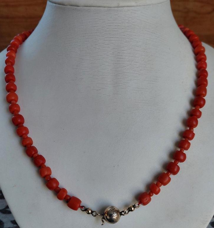 zeeuwse bloedkoraal ketting Antiek, Sieraden, Tassen en Uiterlijk, Antieke sieraden, Ketting, Verzenden
