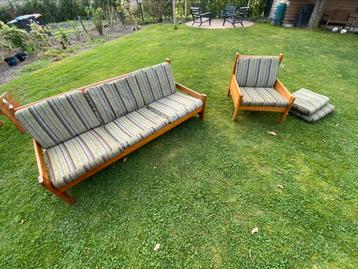 Vintage Scandinavisch bank fauteuil design grenenhout grenen beschikbaar voor biedingen