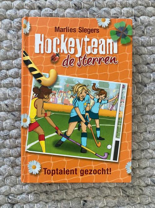 Marlies Slegers - Hockeyteam de sterren Toptalent gezocht!, Boeken, Kinderboeken | Jeugd | 10 tot 12 jaar, Zo goed als nieuw, Ophalen of Verzenden