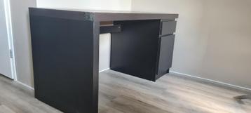 IKEA MALM bureau zwart met bureau stoel